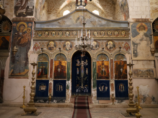 იერუსალიმის ჯვრის ქართველთა მონასტრის ინტერიერი <br>
ქეთევან ასათიანის ფოტო, 2026 წელი. <br>
Interior of the Georgian Monastery of the Cross in Jerusalem <br>
Photo by Ketevan Asatiani, 2026.