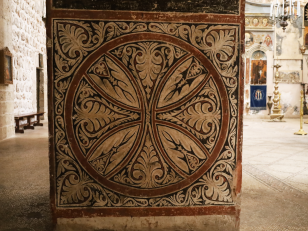 ჩრდილო-აღმოსავლეთის ბურჯის დასავლეთი წახნაგი <br>
ქეთევან ასათიანის ფოტო, 2026 წელი. <br>
West face of the northeast tower <br>
Photo by Ketevan Asatiani, 2026.