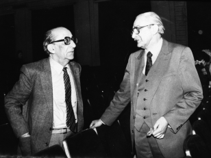 რეჟისორები: მიხეილ თუმანიშვილი (მარჯვნივ) და  მიხეილ ტოვსტონოგოვი. 1980-იანი წლები