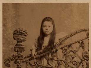 უცნობი გოგონა<br>
ნიკოლოზ საღარაძის ფოტოკოლექცია <br>
ქუთაისი
[1880-1917]<br>
Unknown girl <br>
Kutaisi
Nikoloz Sagharadze's photo collection
