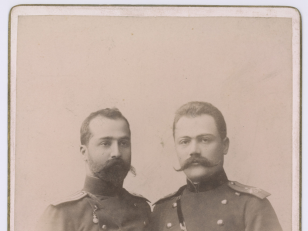 ივანე და კოტე აფხაზები <br>
[1890] <br>
ალექსანდრე როინაშვილის ფოტო 
<br>
Ivane Abkhazi and Kote Abkhazi<br>
[1890]<br>
Alexander Roinashvili's photo