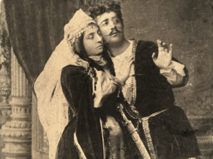 სცენა სპექტაკლიდან „სამშობლო“.  ლადო მესხიშვილი და მაკო საფაროვა როლებში<br>
თბილისი, 1882 წელი <br>
ალექსანდრე როინაშვილის ფოტო <br>
A scene from the play "Samshoblo". Lado Meskhishvili and Mako Sapharova in the roles<br>
Tbilisi, 1882<br>
Alexander Roinashvili's photo <br>