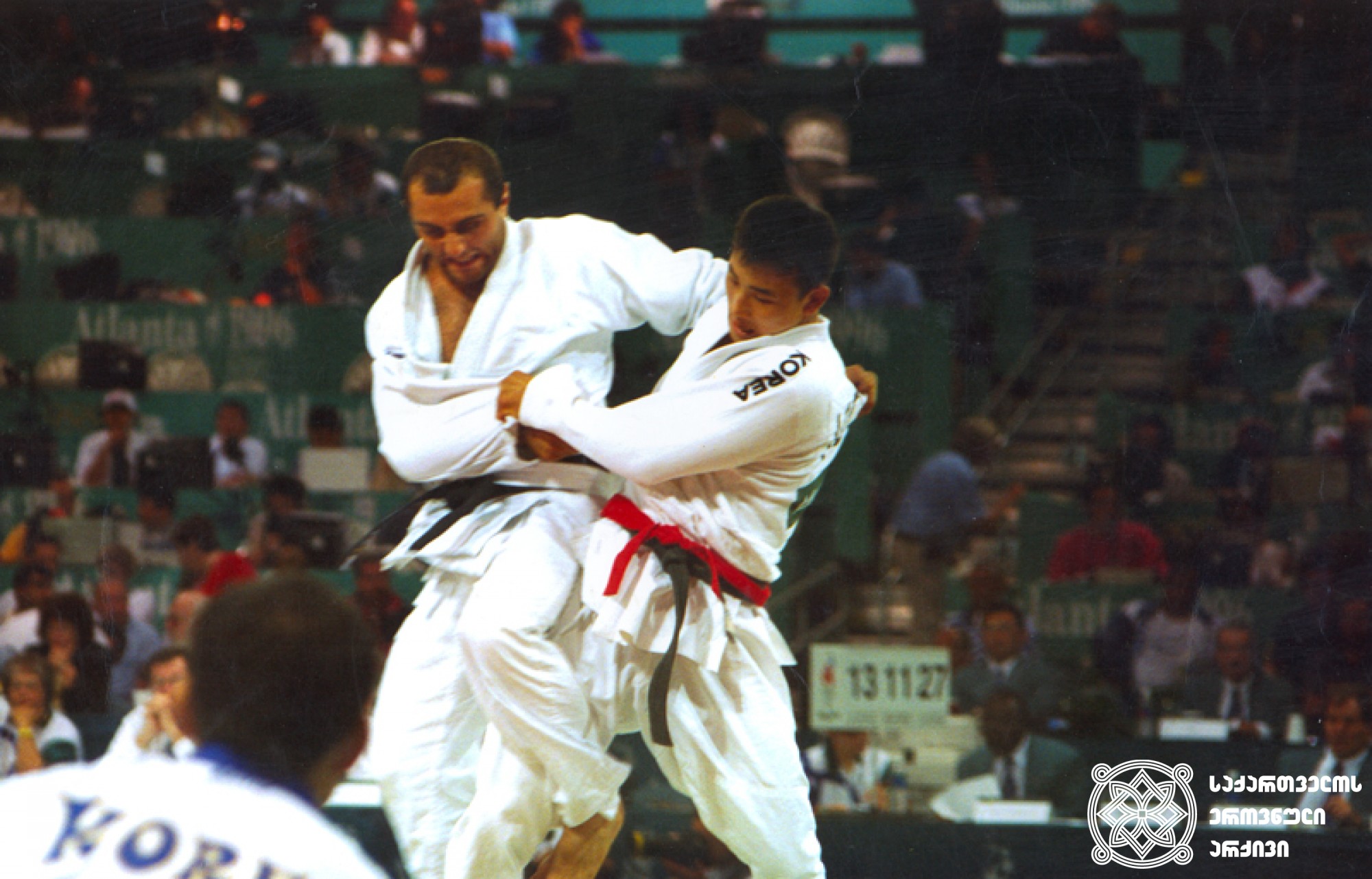 სოსო ლიპარტელიანი. <br>
XXVI ოლიმპიური თამაშების მესამე პრიზიორი ძიუდოში (1996 წელი, ატლანტა)
ფოტო საქართველოს ეროვნული ოლიმპიური კომიტეტის ვებგვერდიდან. <br>
Soso Liparteliani. <br>
Third-prize winner of the XXVI Olympic Games in Judo (1996, Atlanta). <br>
Photo from the web-site of the Georgian National Olympic Committee.