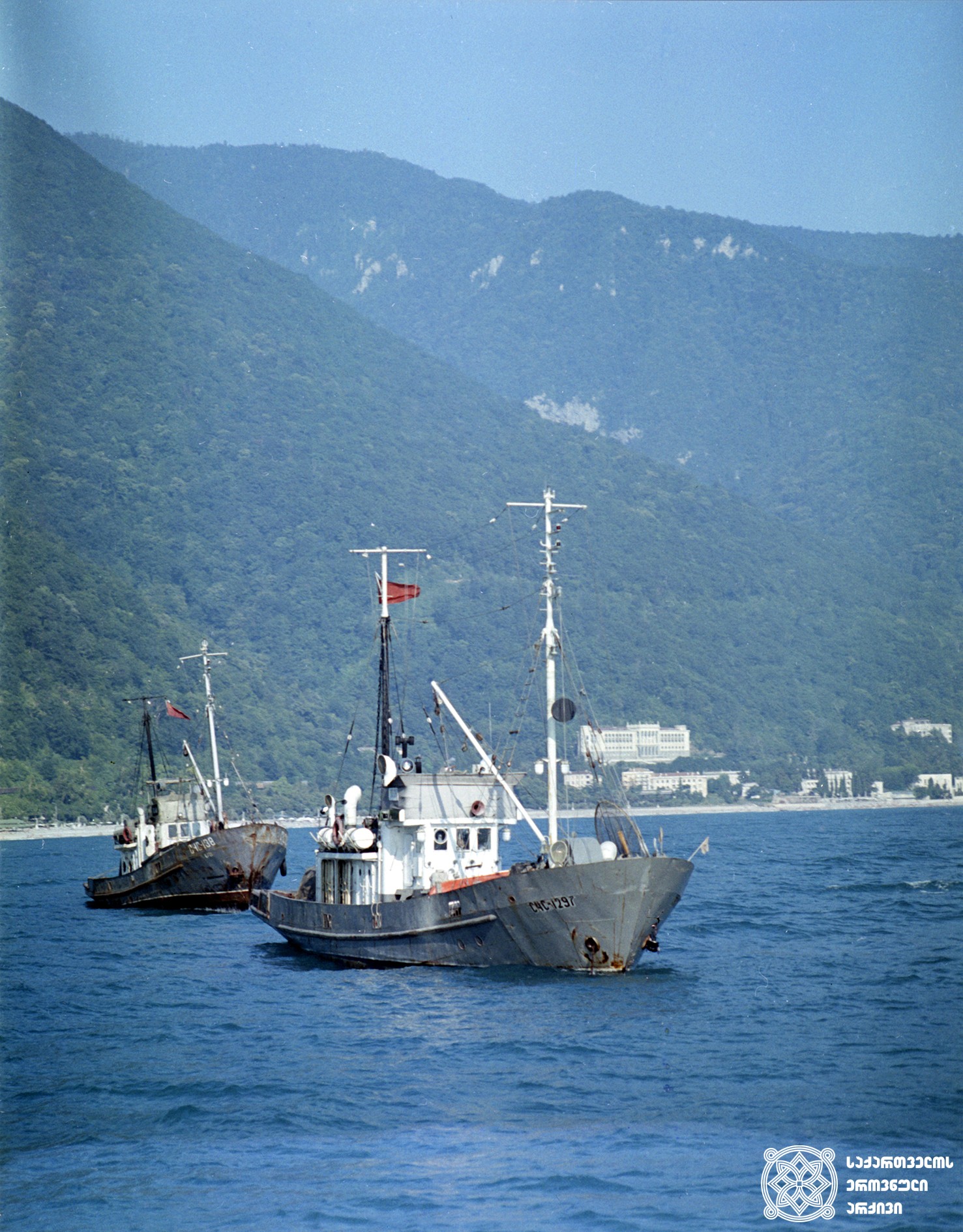 გაგრა, ხედი ზღვიდან. აფხაზეთი, 1973 წელი.
<br>
Gagra, view from the sea. Abkhazia, 1973.