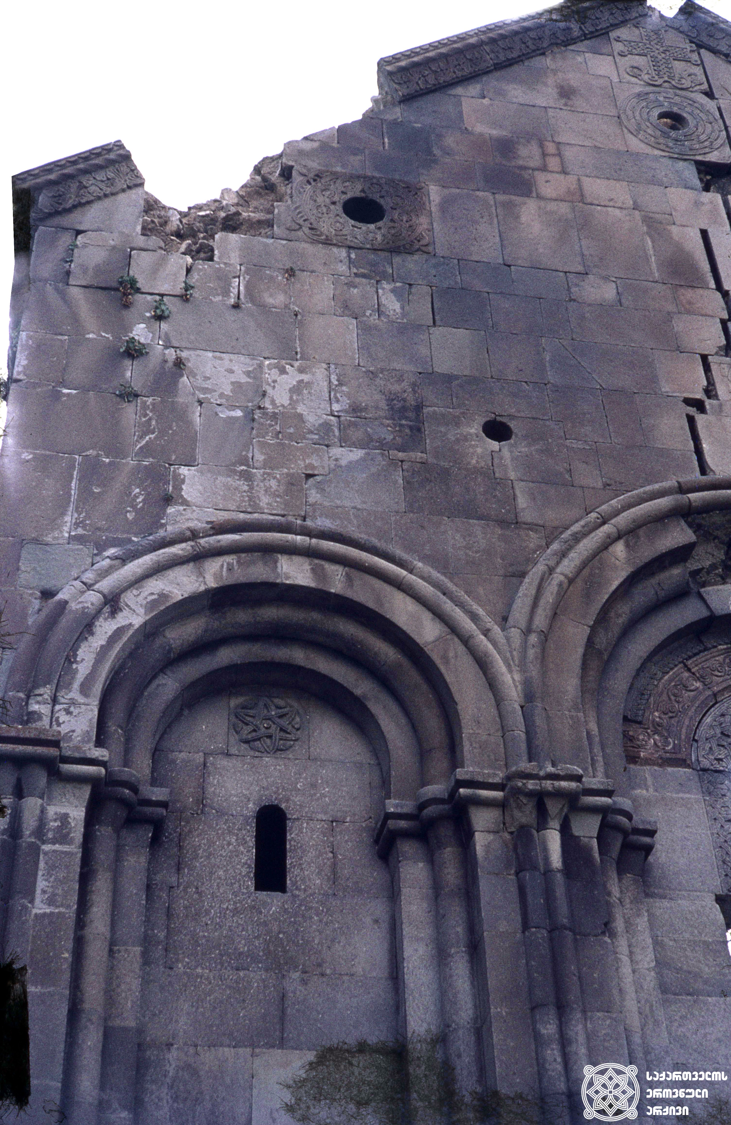 [1950-70-იანი წლები]
ტბეთი, ტაძრის დეტალი.
<br>
[1950-70]
Tbeti, cathedral detail.